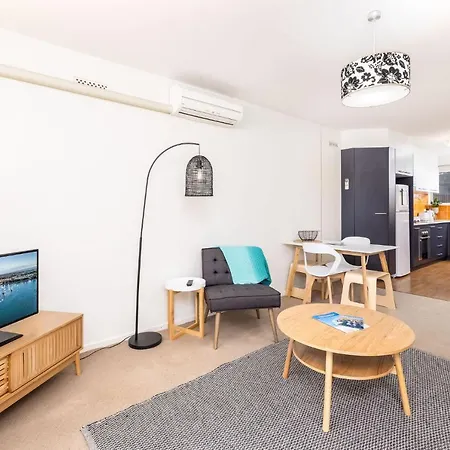 Sea Breeze With City Ease Port Lincoln Exterior photo